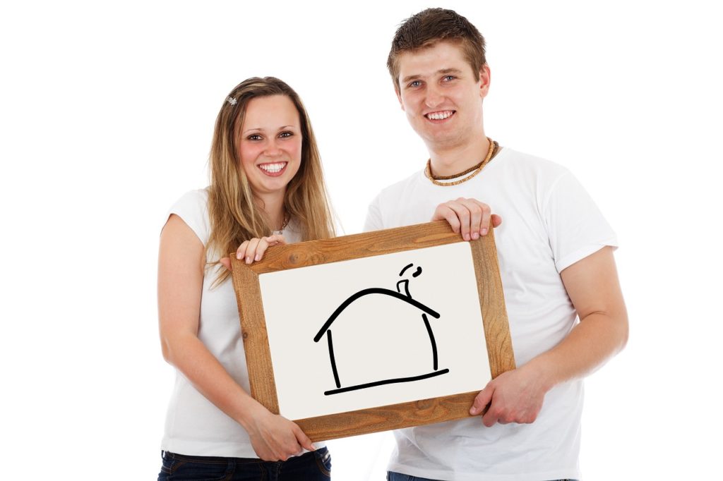 home, couple, mortgage-3370178.jpg